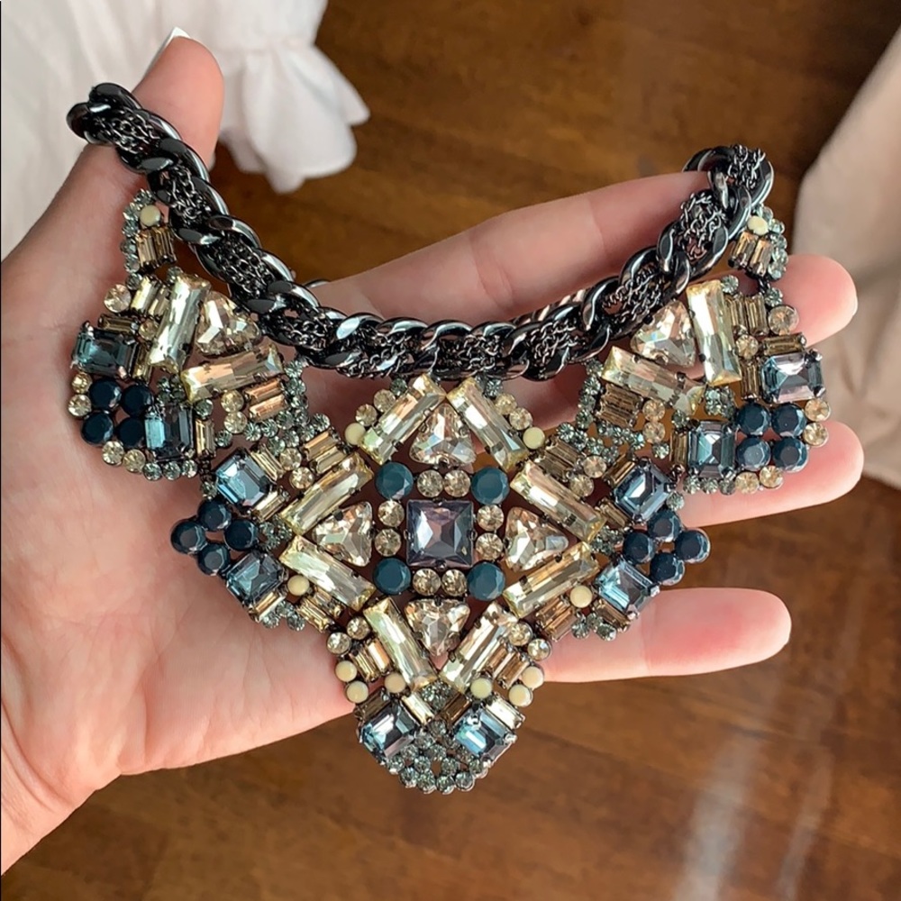 Bcbg necklace